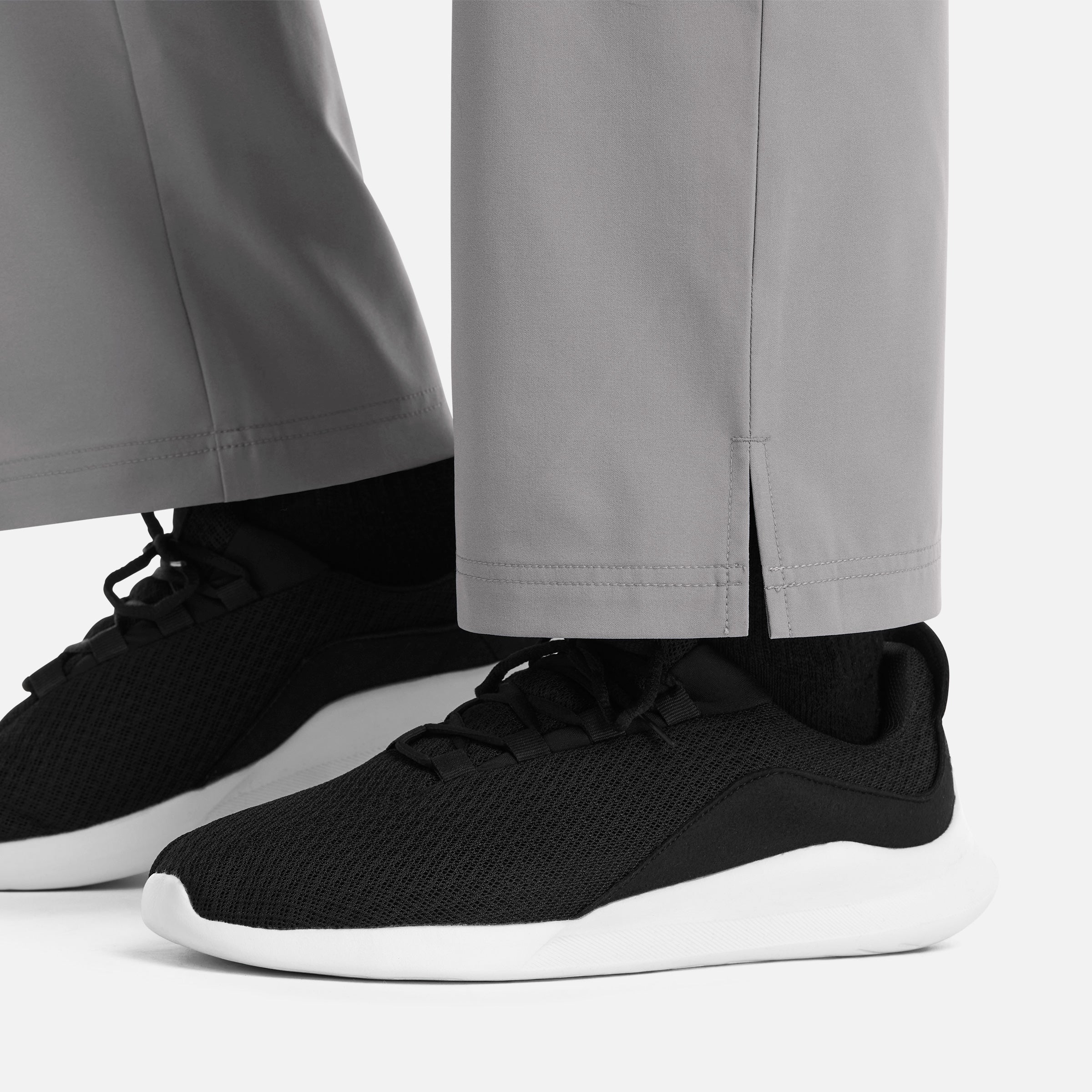 Maevn Momentum 5891 Men Fly Front Cargo Pant – Scrubs to The Rescue